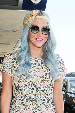 Kesha serenity plava boja kose
