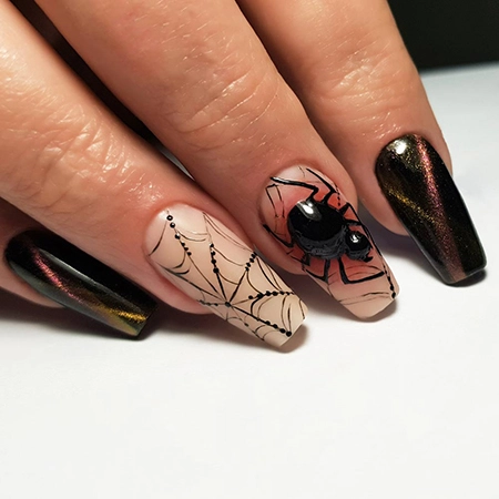 paukovi halloween nokti